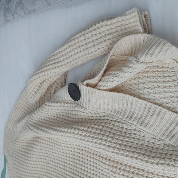 Cream Sweater with Button Accents - Picture 6 of 7